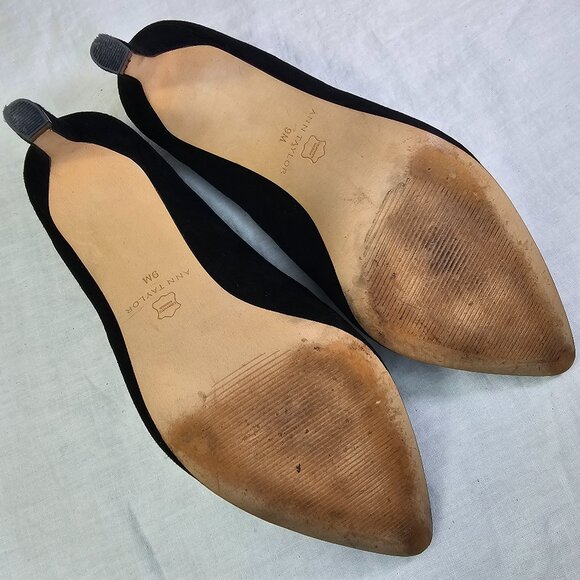 Ann Taylor Oona Suede 3.25” Shootie Pump Bootie 9 Black - Picture 6 of 11